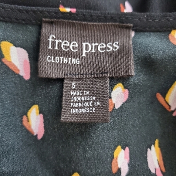 NEW Free Press Black Crop Top - Picture 3 of 4